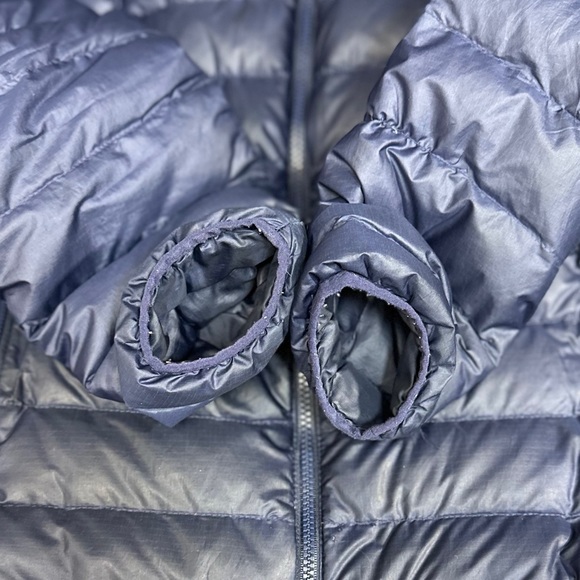 Patagonia Blue Sweater Down Jacket - Picture 7 of 11
